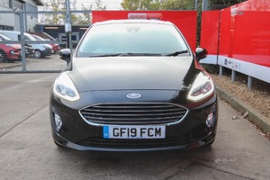 FORD FIESTA TITANIUM - 2940 - 13