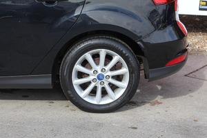 FORD FOCUS TITANIUM - 2740 - 9