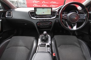 KIA XCEED 3 1.0T (ULEZ)  - 2714 - 17