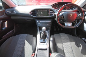 PEUGEOT 308 PURETECH S/S ALLURE - 2733 - 17