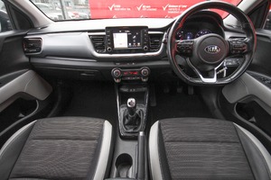 KIA STONIC 