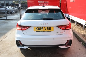 AUDI A1 SPORTBACK TFSI S LINE - 2793 - 14