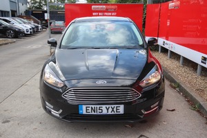 FORD FOCUS TITANIUM - 2740 - 13