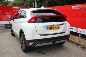 MITSUBISHI ECLIPSE CROSS 4 - 2832 - 3