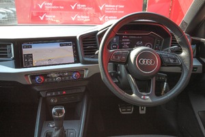 AUDI A1 SPORTBACK TFSI S LINE - 2793 - 19