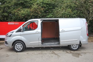 FORD TRANSIT CUSTOM 300 LIMITED P/V ECOBLUE - 2846 - 16