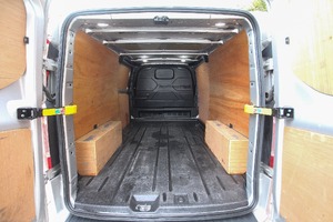 FORD TRANSIT CUSTOM 300 LIMITED P/V ECOBLUE - 2846 - 23