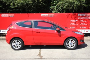 FORD FIESTA ZETEC - 2648 - 3