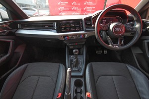 AUDI A1 SPORTBACK TFSI S LINE - 2793 - 18