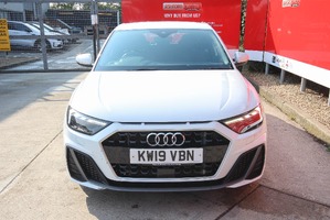 AUDI A1 SPORTBACK TFSI S LINE - 2793 - 13